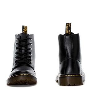 Dc.Martens Luana Boot W 6. Like new! worn once!